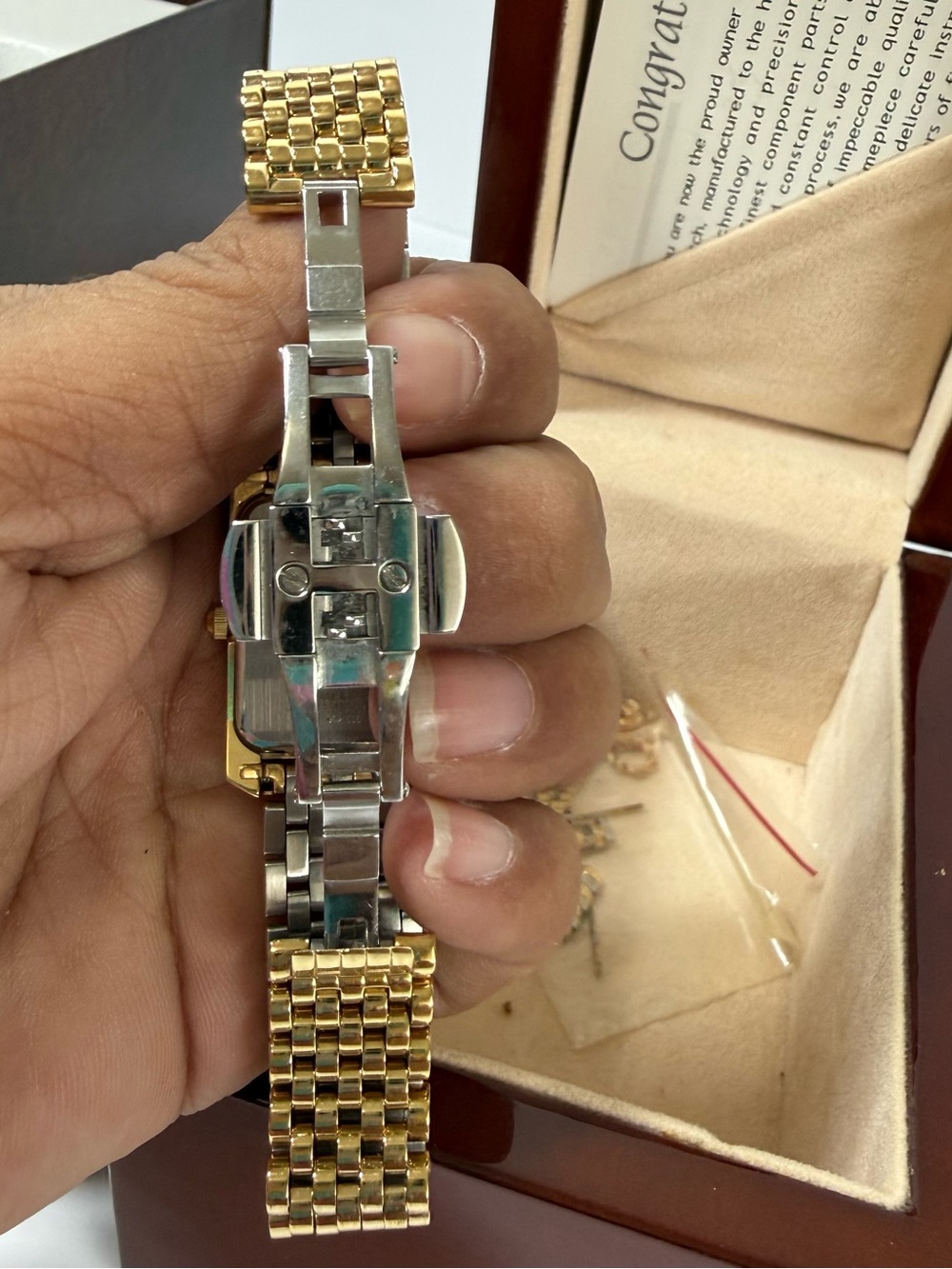 Vintage GENEVE Gold Tank Watch Rectangular Old Money Aesthetic w/ Box - Picture 6 of 9